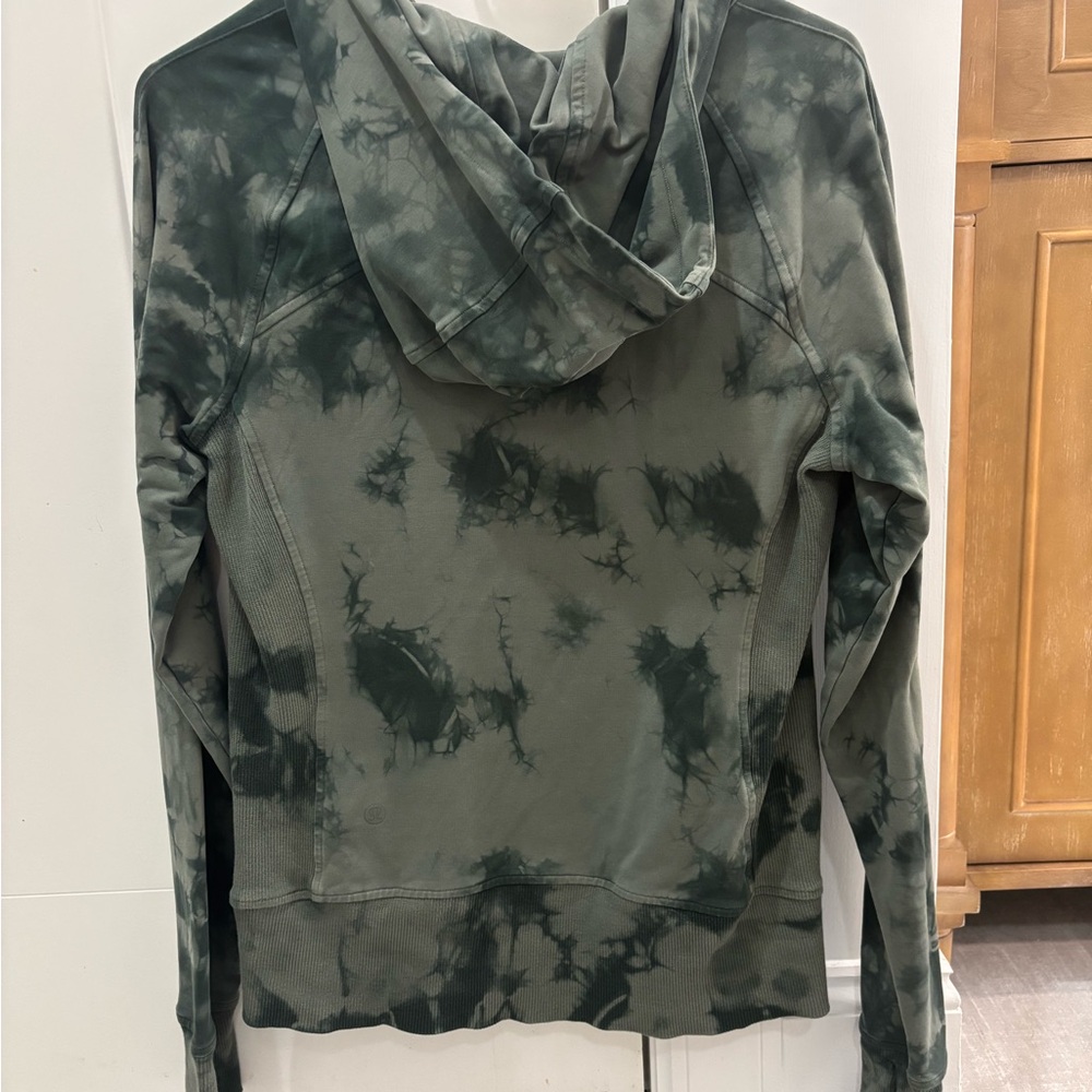 Lululemon Athletica Scuba Full Zip Green Tie-Dye Hoodie - Picture 5 of 5